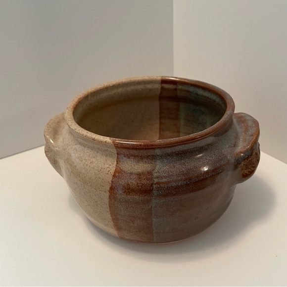 Handmade‎ Studio Art Pottery Bowl With Handles Artist Signed  4.75” X 3.5” - Picture 3 of 8